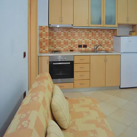 Apartment 30